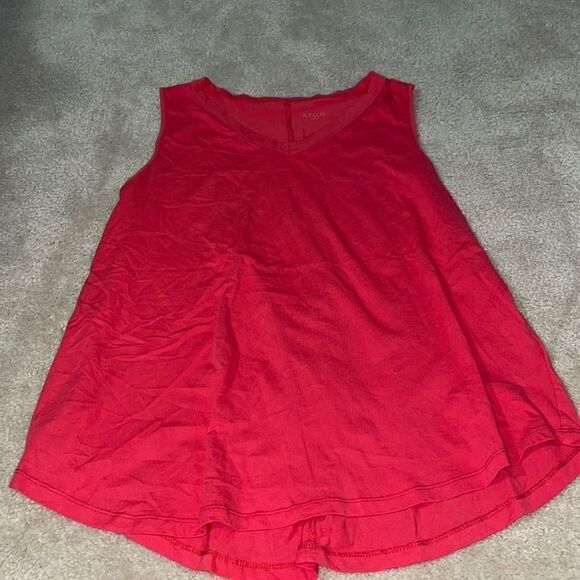 Red Tank- Atun   - Picture 1 of 2